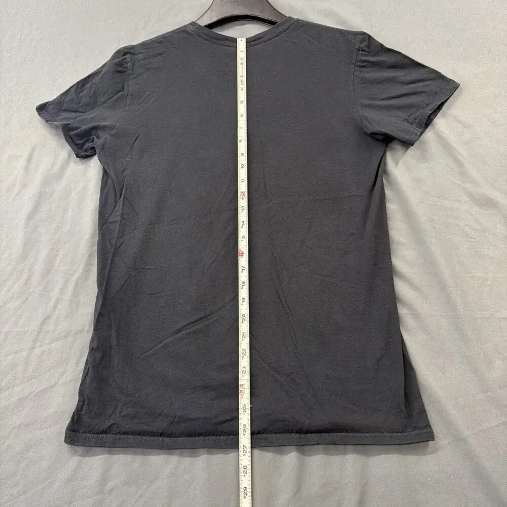 Smith & Wesson Vintage Print T-Shirt - Size Medium - Gray - Cotton Blend - NICE